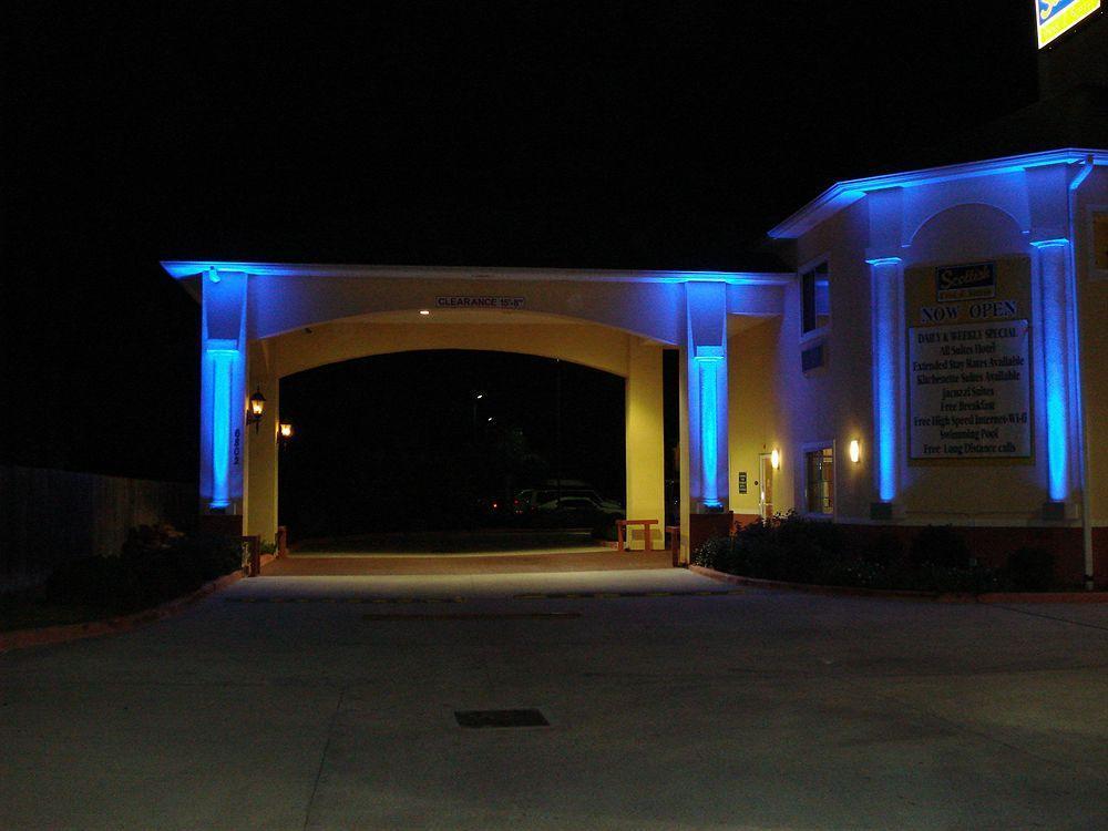 Scottish Inn And Suites Baytown Exterior foto